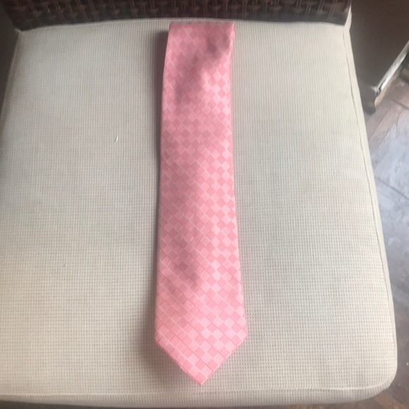 Facconable Silk Tie - Picture 1 of 8